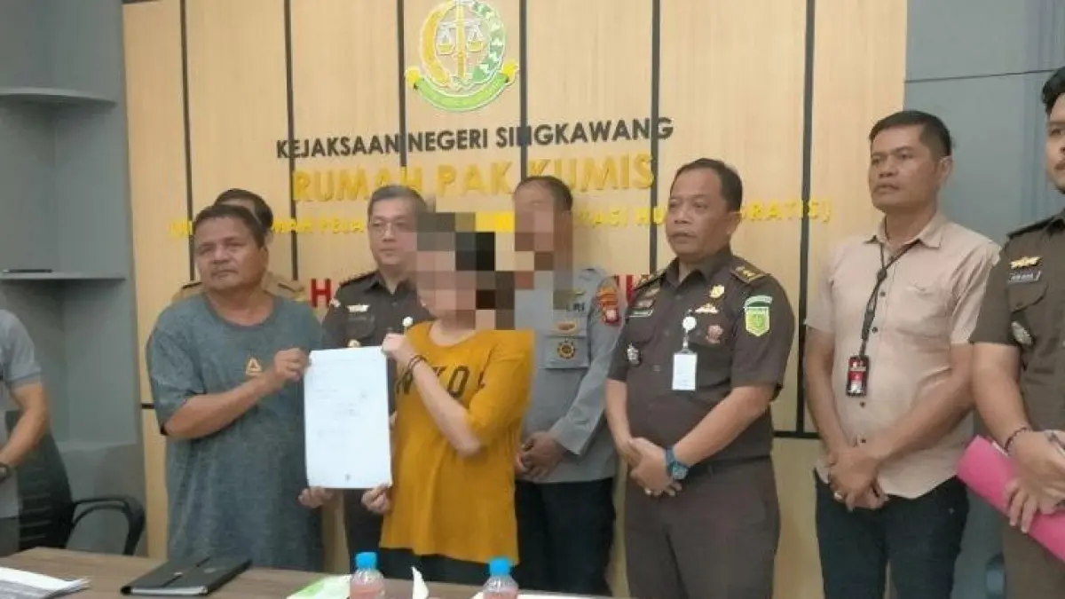 enyelesaian perkara penggelapan sepeda motor dengan mekanisme RJ di Rumah Pak Kumis, Selasa (19/5). (ISTIMEWA)