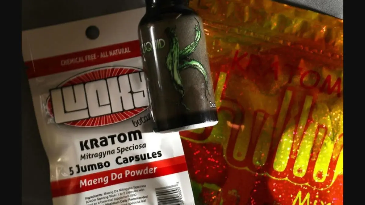 Berbagai produk kratom sintetis yang marak dijual di Amerika Serikat.(New York Post) 