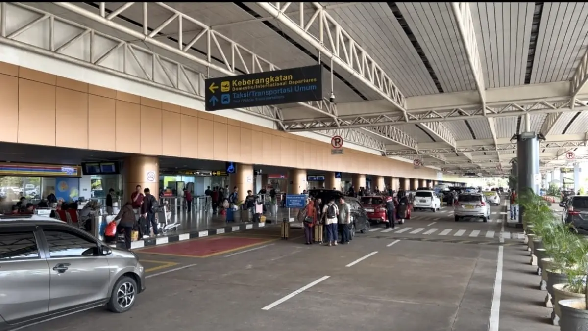 Ilustrasi terminal keberangkatan Bandara Internasional Supadio Kubu Raya. (ISTIMEWA)