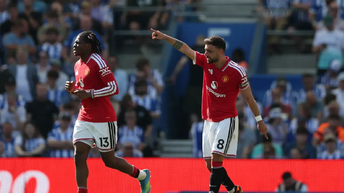 Bruno Fernandes merayakan assist ke-21 musim ini saat Manchester United mengalahkan Brighton 3-0 di Amex Stadium. (Dok.MU)
