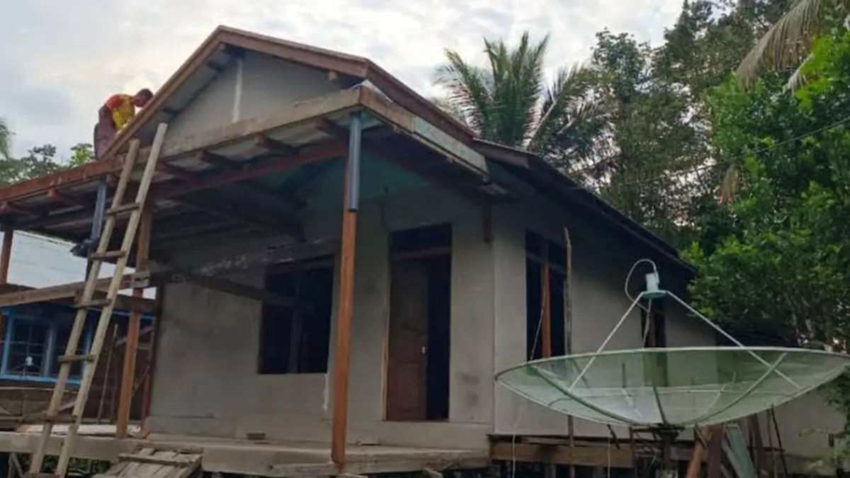 Salah satu rumah di Kabupaten Kapuas Hulu yang pernah mendapatkan program BSPS tahun 2025 lalu. (DOK PONTIANAK POST)