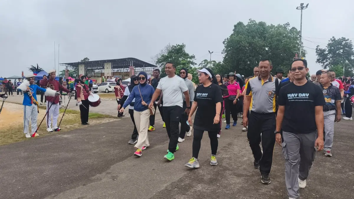 Wakil Bupati Sanggau menghadiri kegiatan Samer Weekend dalam rangka peringatan May Day di kawasan Sabang Merah, Sabtu (23/5/2026). (AGUNG RAJALI SAPUTRA/PONTIANAK POST)