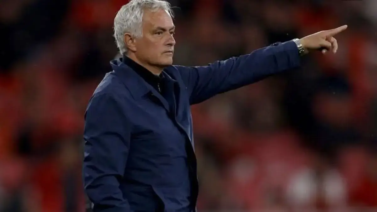 Jose Mourinho dikabarkan mulai menyusun rencana transfer untuk Real Madrid musim depan. (IG)