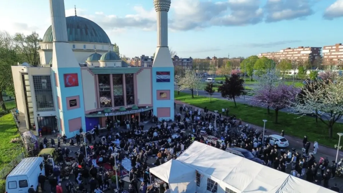 Masjid Mevlana, Rotterdam. (Anadolu)