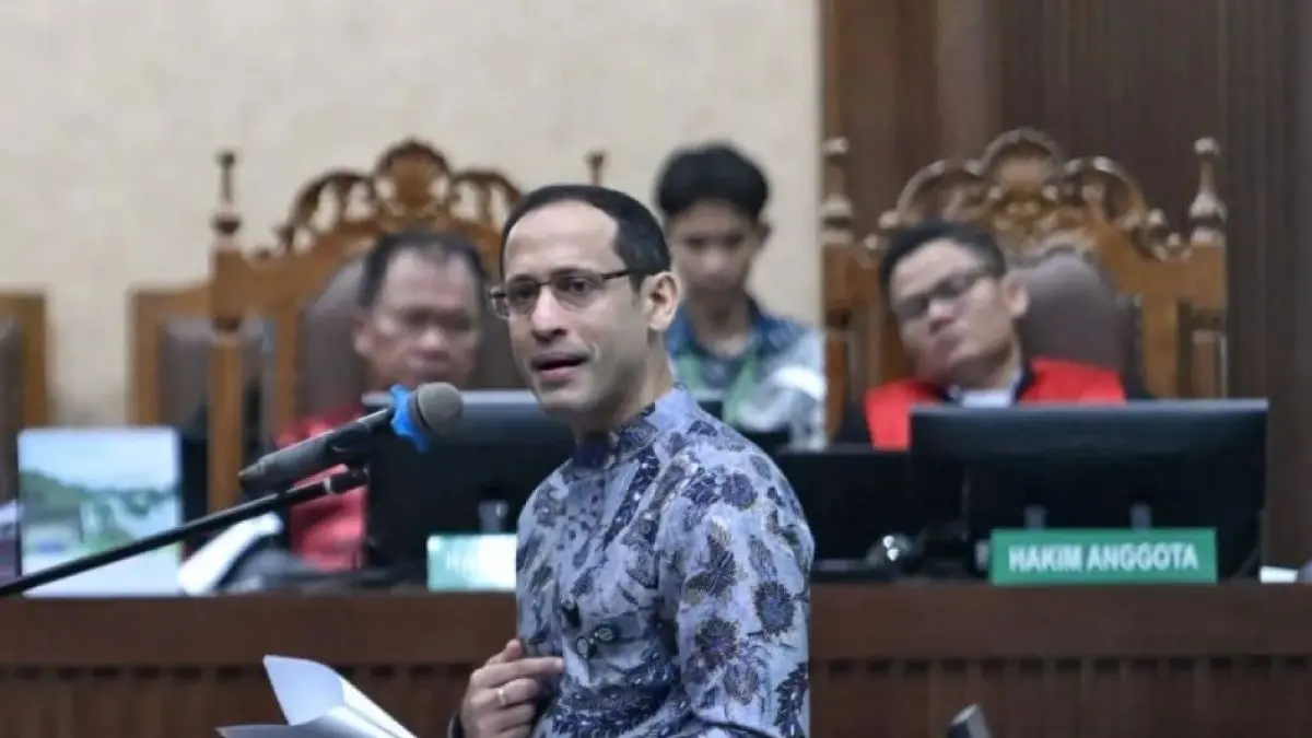 Nadiem Makarim menyampaikan pleidoi di Pengadilan Tipikor pada PN Jakpus, Selasa (2/6). (ANTARA)
