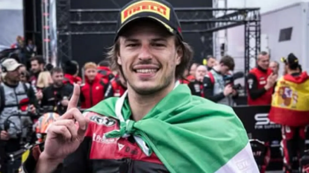 Nicolo Bulega terus dikaitkan dengan peluang promosi ke MotoGP bersama tim VR46 Ducati. (INSTAGRAM/@nicolo_bulega11)