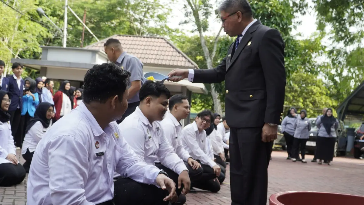 Upacara pengambilan sumpan janji PNS di lingkungan Kantor Wilayah Kementerian Hukum Kalimantan Barat pada Selasa (2/6). (DOK KANWIL KEMENKUM KALBAR)