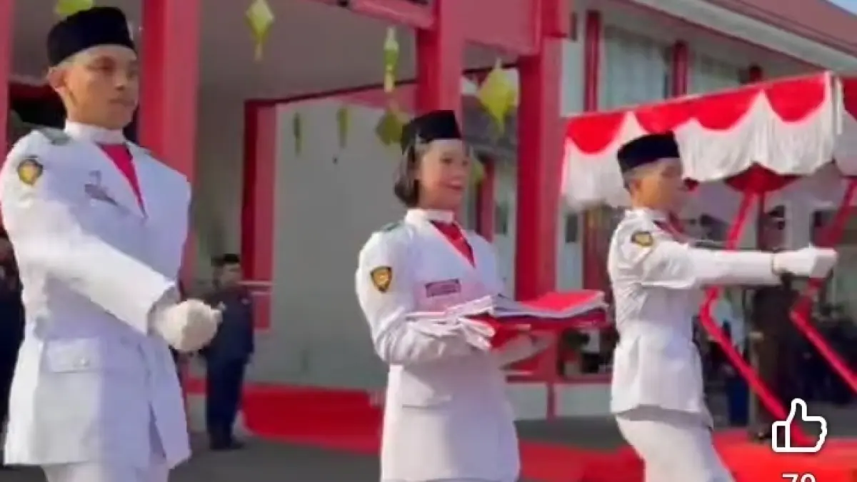 upacara peringatan Hari Lahir Pancasila 2026 di Halaman Kantor Bupati Sambas, kemarin (1/6).