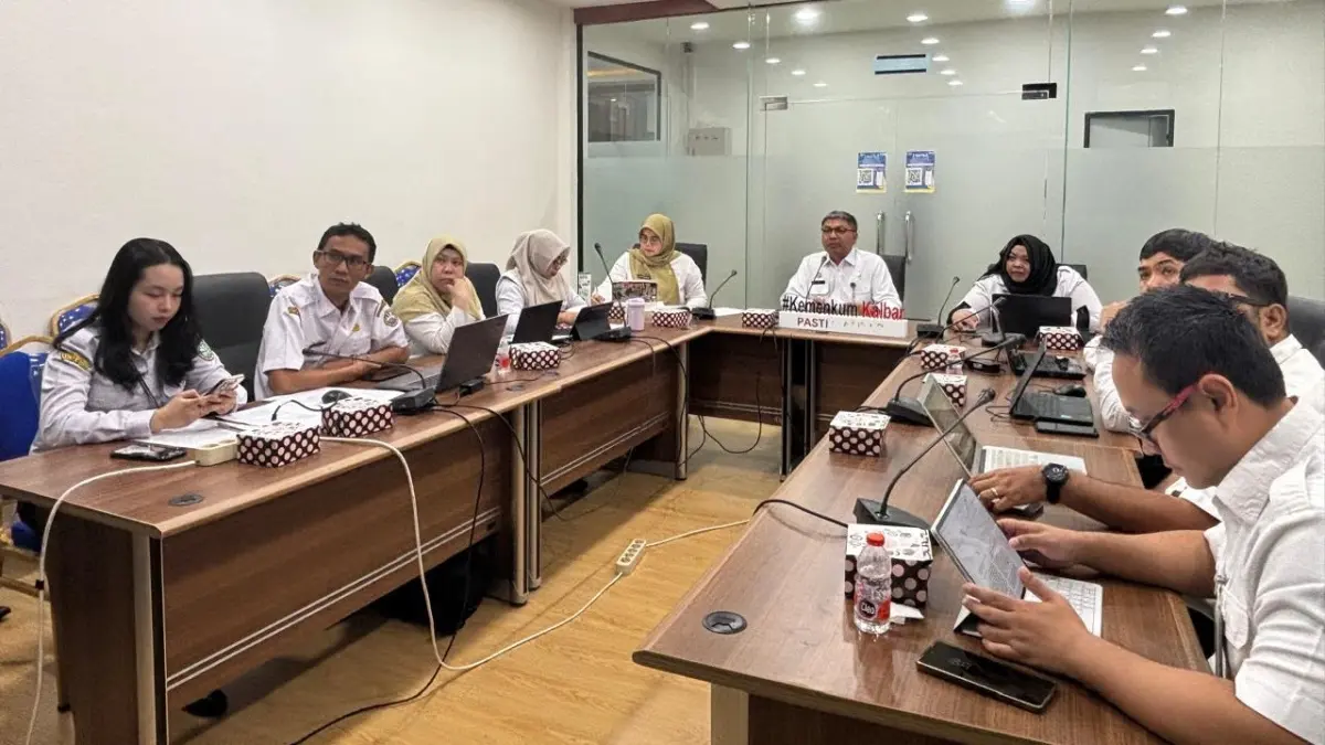 Kanwil Kemenkum Kalbar menggelar rapat harmonisasi Raperda Penyertaan Modal Perumda Tirta Khatulistiwa Kota Pontianak pada Rabu 93/6). (KANWIL KEMENKUM KALBAR)
