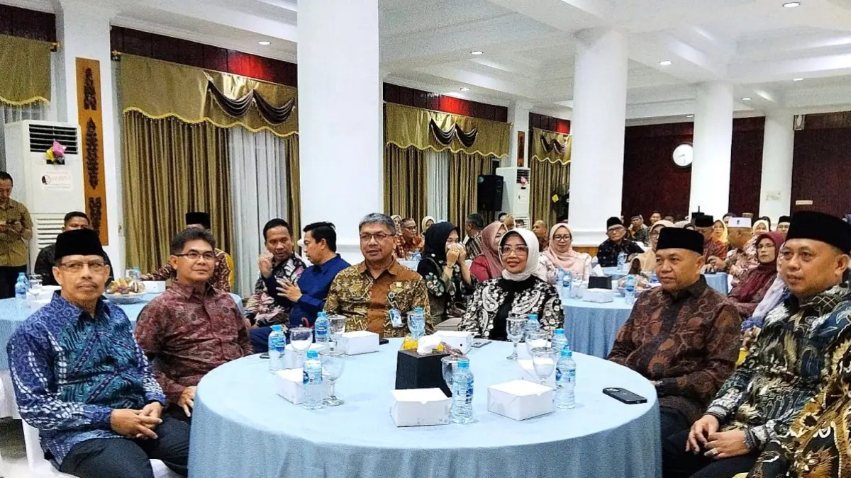 Kanwil Kemenkum Kalbar menghadiri pisah sambut Sekda Mempawah di Aula Kantor Bupati Mempawah, Rabu (3/6) malam. (DOK KANWIL KEMENKUM KALBAR)