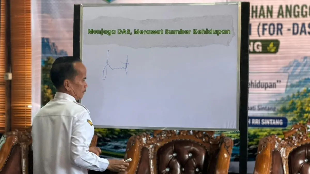 Pemkab Sintang bentuk forum Daerah Aliran Sungai (DAS) sebagai langkah memperkuat sinergi berbagai pihak dalam menangani persoalan lingkungan yang semakin kompleks. (ISTIMEWA)
