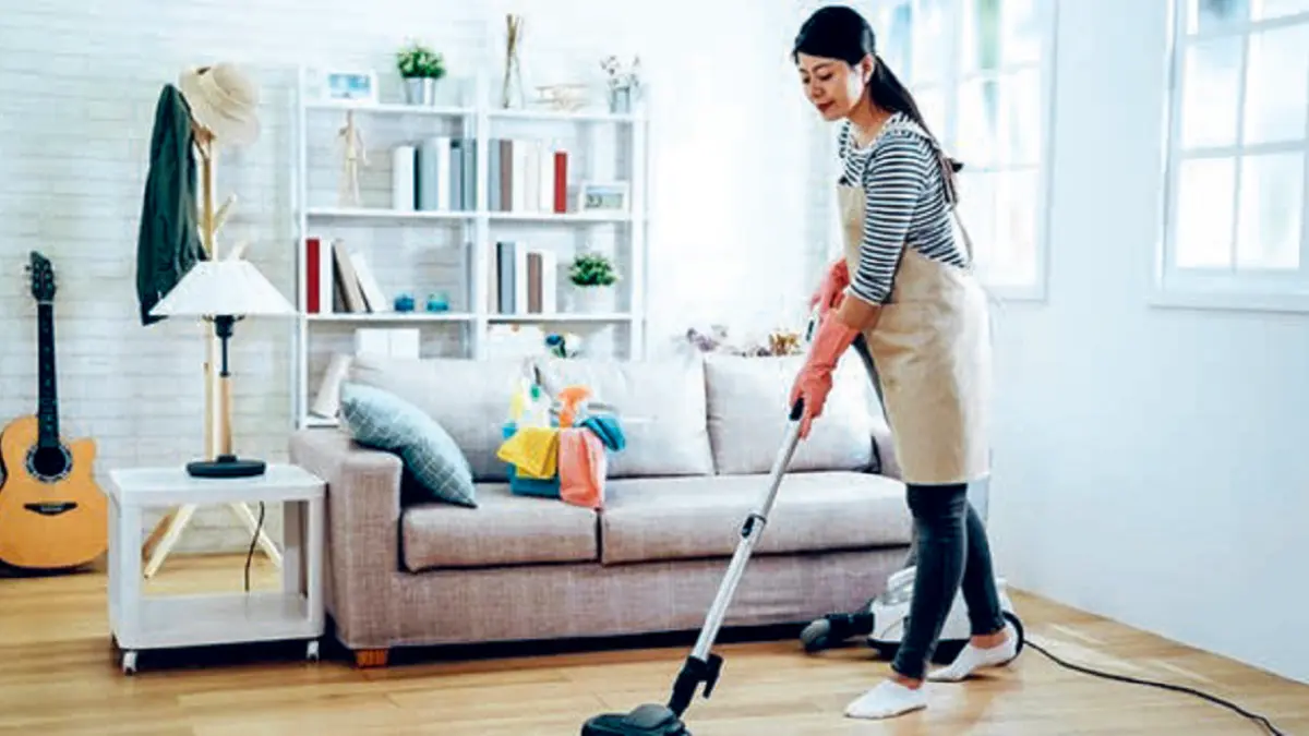 Ilustrasi membersihkan rumah (SHUTTERSTOCK)