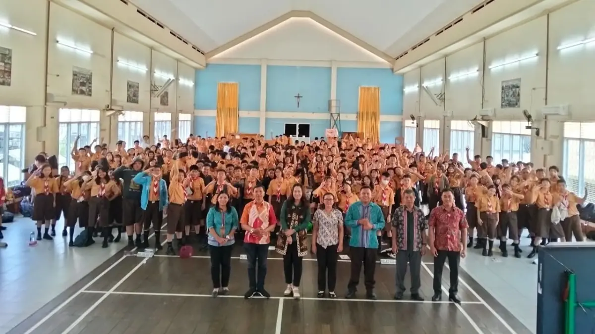 Kegiatan Seminar Anti Bulying, Pelatihan Media Sosial serta Kewirausahaan yang diikuti oleh siswa/siswi Kelas VII-IX  SMP Bruder Pontianak. (ISTIMEWA)