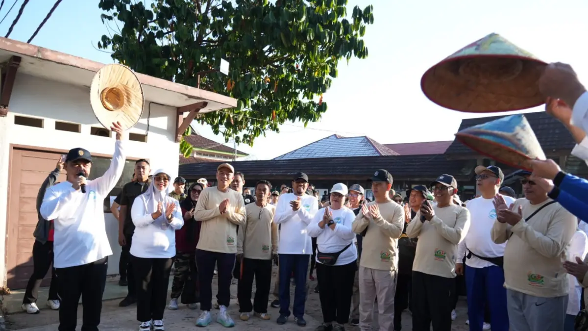 Gubernur Ria Norsan saat menghadiri HUT ke-63 Fakultas Pertanian (Faperta) Untan sekaligus Peringatan Hari Lingkungan Hidup Sedunia. (Adpim Pemprov Kalbar)