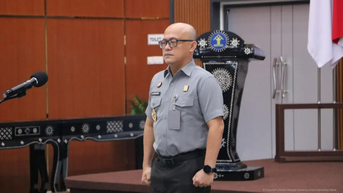Kantor Wilayah Kementerian Hukum Kalimantan Barat menggelar apel pagi rutin di Aula Soepomo, Senin (8/6). (DOK KANWIL KEMENKUM KALBAR)