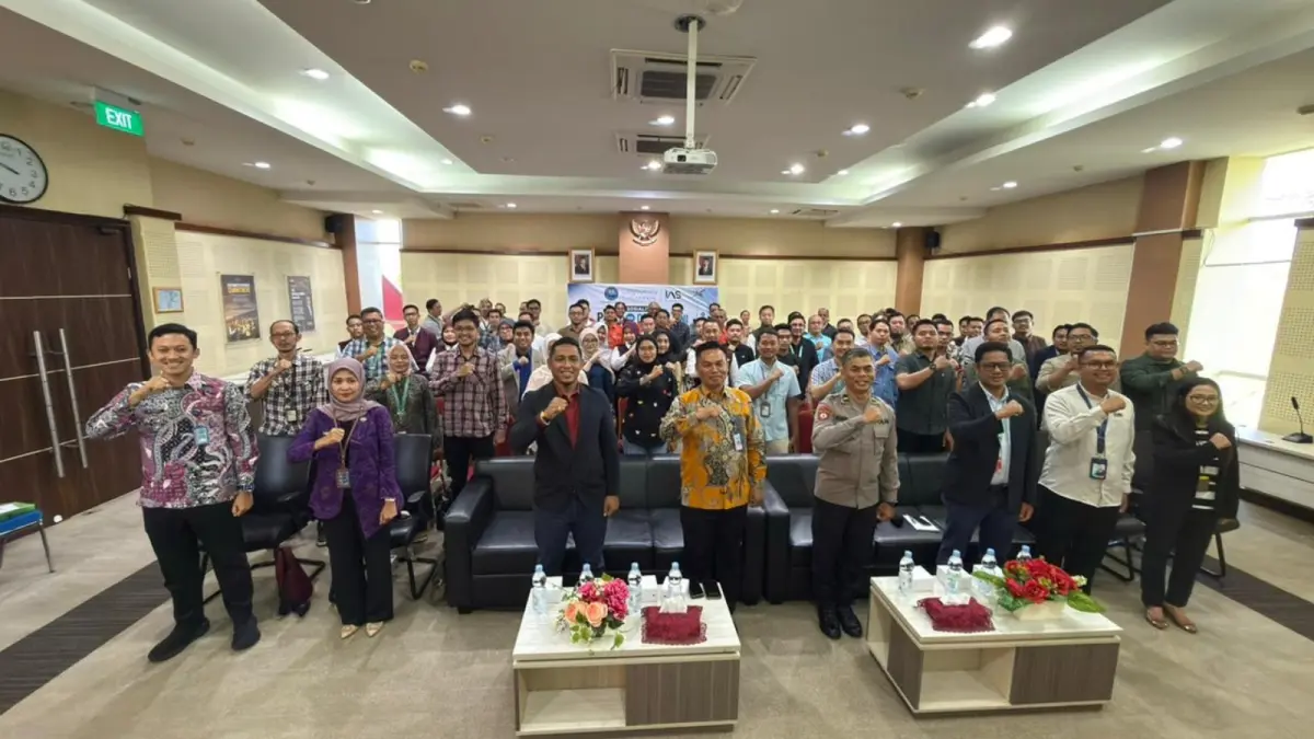 Karyawan dan tenaga alih daya Bandara Internasional Supadio mengikuti sosialisasi bahaya narkoba yang digelar bekerja sama dengan BNN Kabupaten Kubu Raya. (ISTIMEWA)