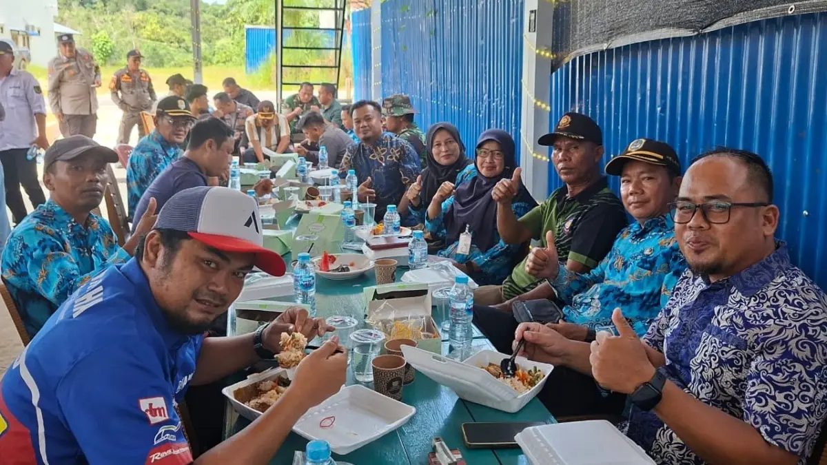 Mukti Plantation Group menggelar coffee morning bersama Pemerintah Kecamatan, desa dan manajemen anak perusahaan di Kecamatan Tanah Pinoh, Kabupaten Melawi. (ISTIMEWA)