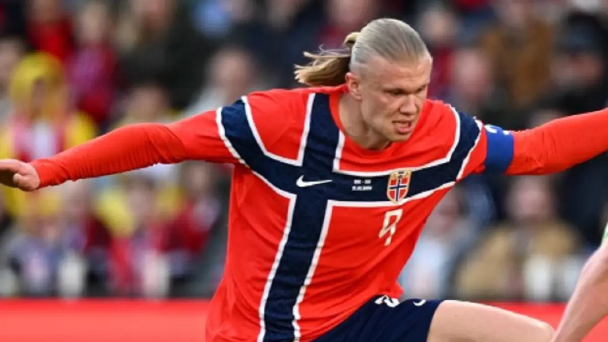 Erling Haaland bermain untuk Timnas Norwegia saat kualifikasi Piala Dunia 2026. (INSTAGRAM/@erling)