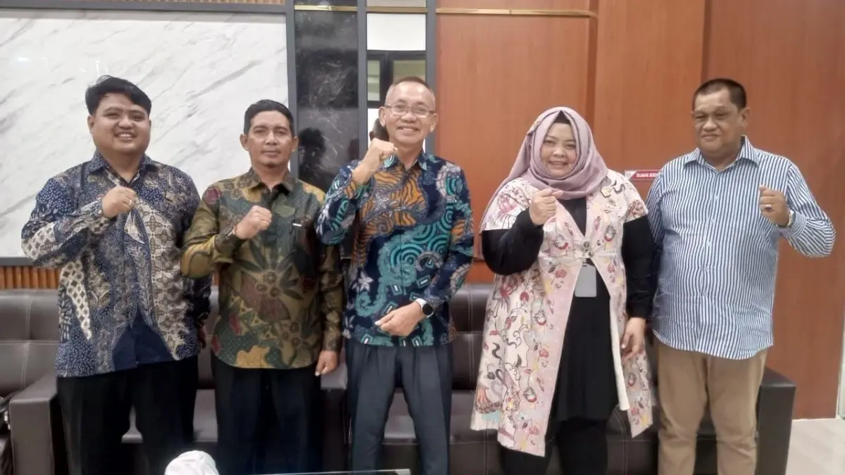 Kanwil Kemenkum Kalbar mendampingi penyusunan Naskah Akademik Raperda Inisiatif DPRD Kayong Utara pada Kamis (11/6). (DOK KANWIL KEMENKUM KALBAR)
