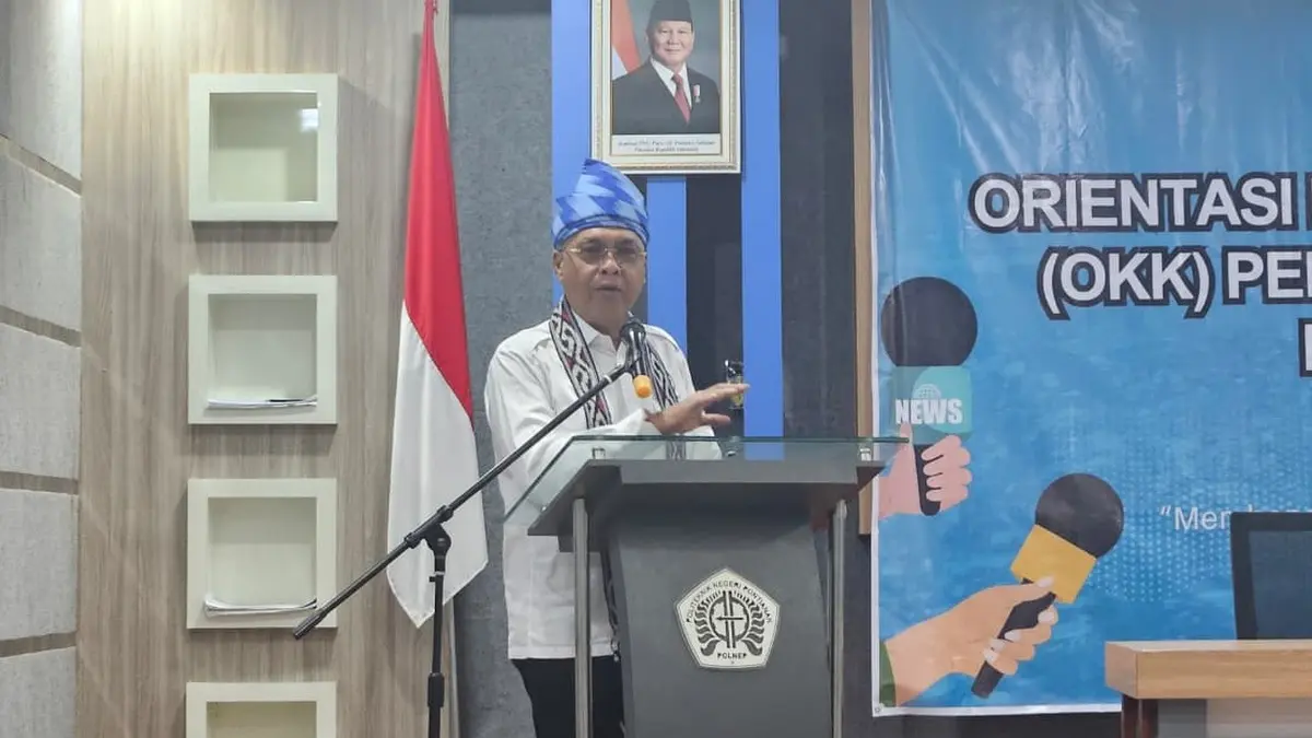 Ketua Umum Persatuan Wartawan Indonesia (PWI) Pusat, Akhmad Munir. (ISTIMEWA)