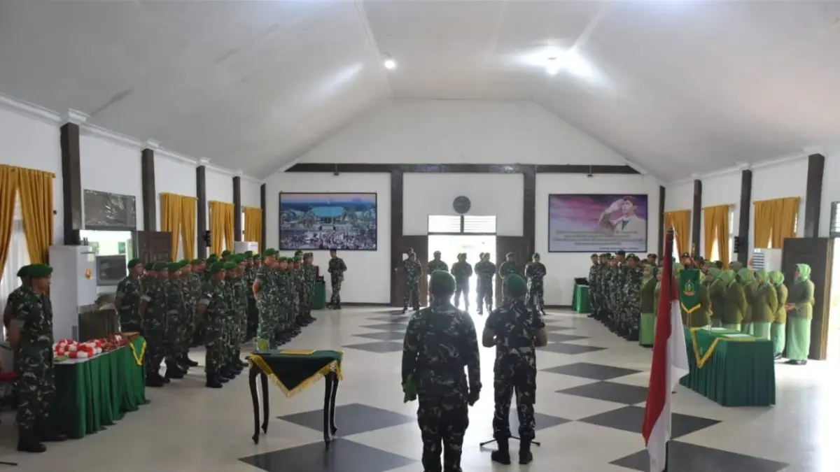 Pelaksanaan serah terima jabatan (Sertijab) sejumlah Komandan Koramil (Danramil) di jajaran Kodim setempat.

