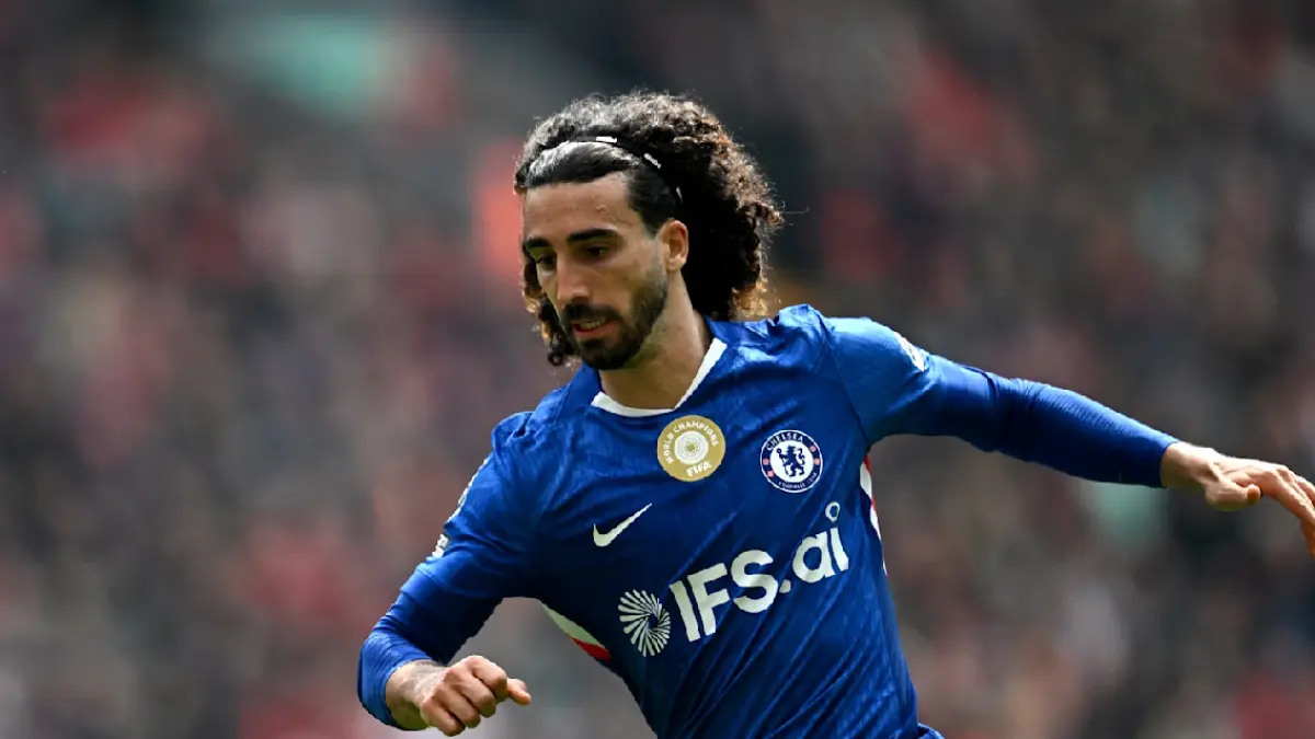 Marc Cucurella menegaskan fokus bersama Chelsea meski diminati Barcelona dan Atletico Madrid pada bursa transfer. (Dok.Chelsea)