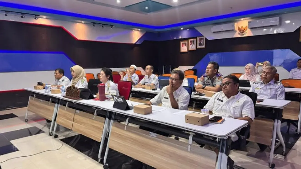 Wali Kota Singkawang Tjhai Chui Mie saat mengikuti agenda Reboan (Rembuk dan Bincang-Bincang Otonomi Daerah) yang digelar secara virtual.