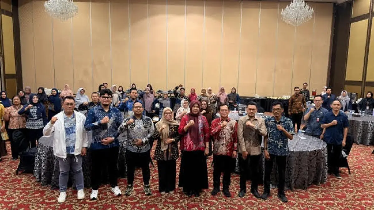  Para peserta dan penyelenggara Bimtek Pengelolaan BLUD di lingkungan Pemkot Singkawang.
