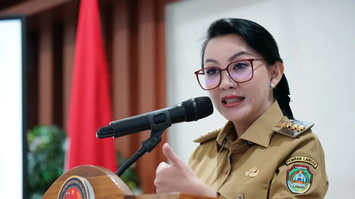 Bupati Landak dr Karolin Margret Natasa. (HUMAS PEMKAB LANDAK)