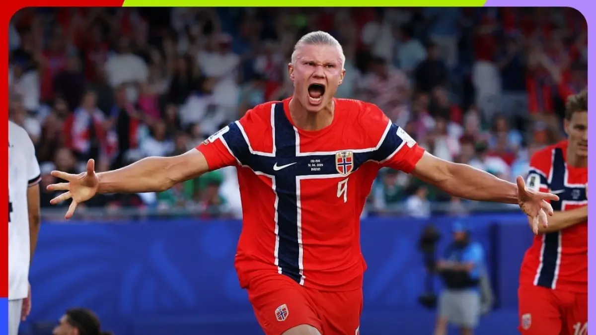 Erling Haaland merayakan salah satu dari dua golnya saat membawa Norwegia menang 4-1 atas Irak di Piala Dunia 2026. (X FIFAWorldCup)