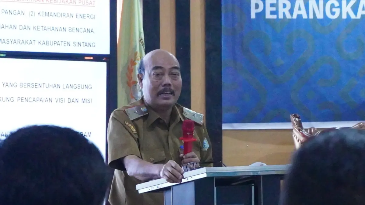 ANGGARAN : Sekretaris Daerah Kabupaten Sintang, Kartiyus mengatakan rendahnya realisasi anggaran berdampak langsung terhadap pencapaian pembangunan dan pelayanan kepada masyarakat.