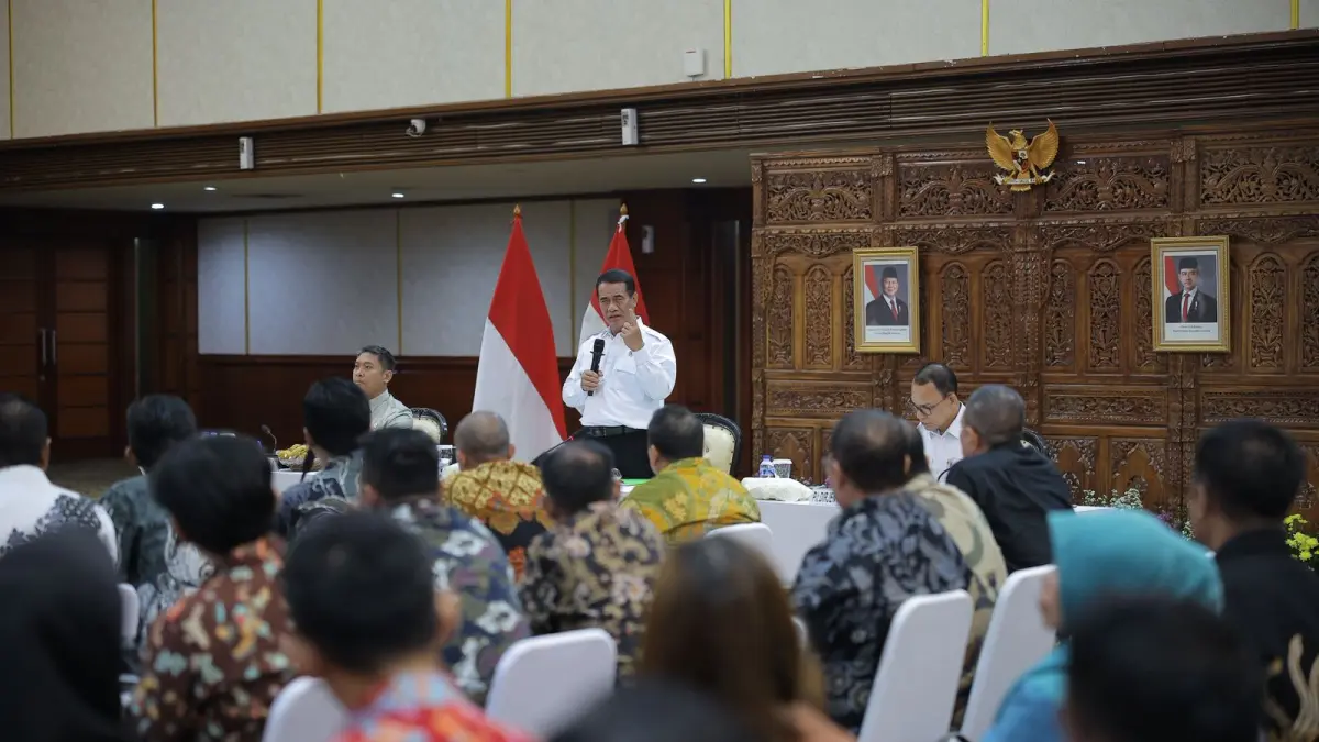 Menteri Pertanian (Mentan) Andi Amran Sulaiman bersama Wakil Menteri Pertanian (Wamentan) Sudaryono saat memberikan penjelasan.