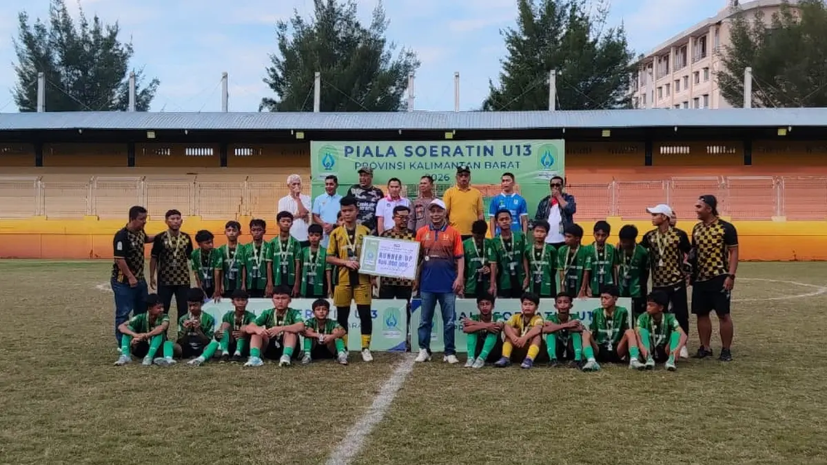 PS Gelora Sintang menjadi juara Piala Soeratin U 13 pada Minggu (21/6) sore. (ISTIMEWA)