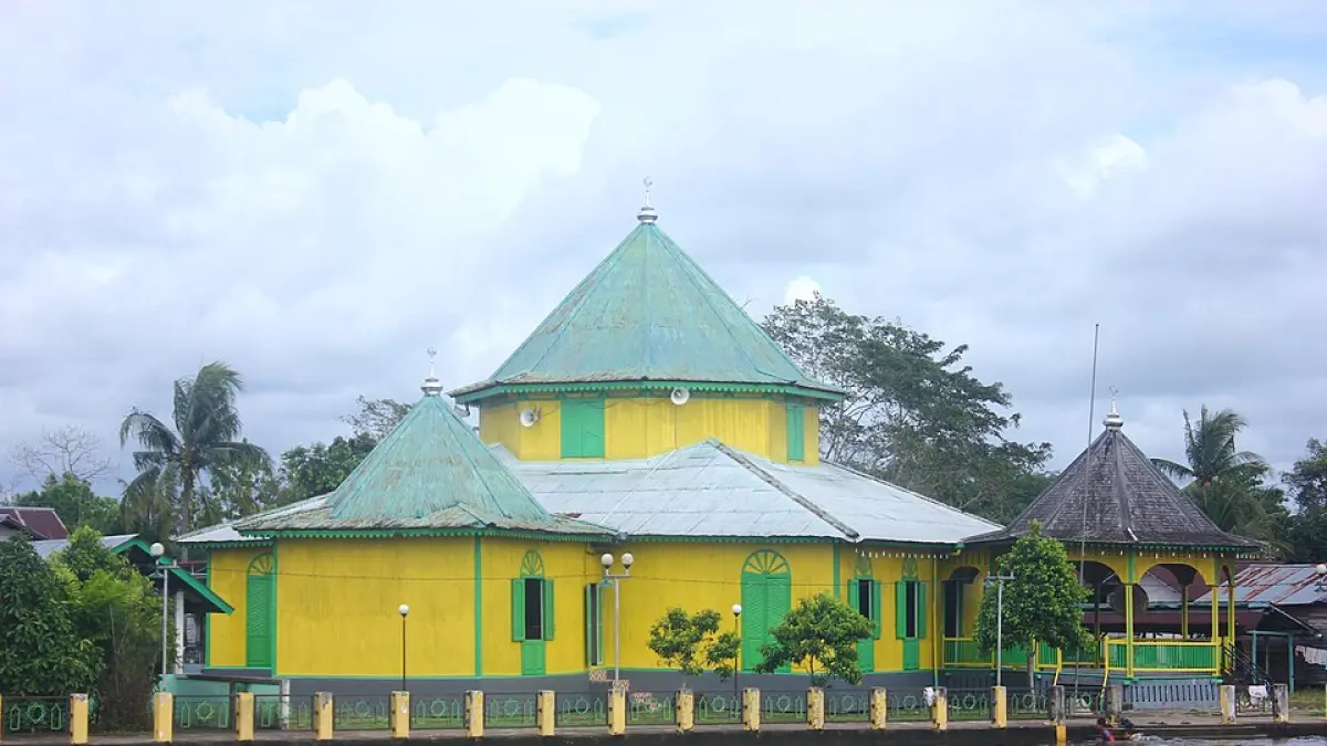 Masjid Jamiatul Khair di Mempawah 