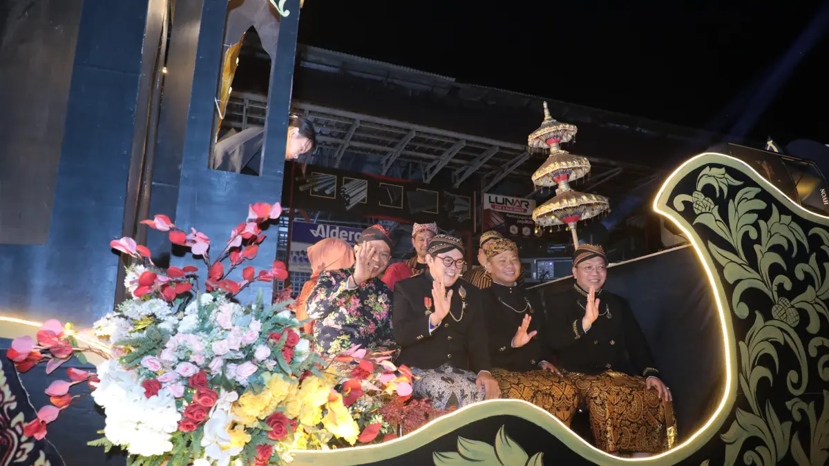Suasana Karnaval Kirab Budaya Singkawang Grebeg Suro 2026, Minggu (21/6) malam.