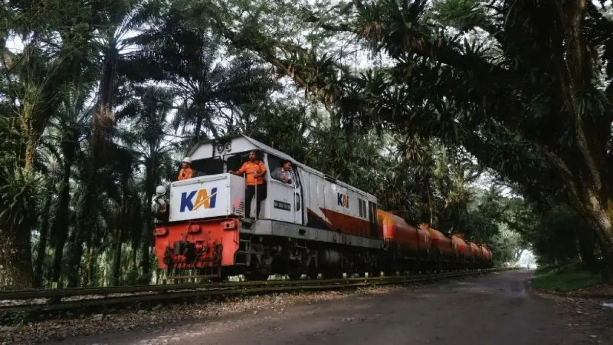 KAI mencatat angkutan komoditas perkebunan mencapai 268.728 ton sepanjang Januari - Mei 2026. (ANTARA)