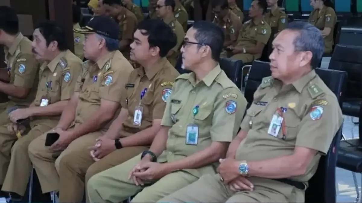 Rapat Kerja Lurah se-Kalimantan Barat di Aula Garuda, Selasa (23/6/2026). (ADPIM PEMPROV KALBAR)