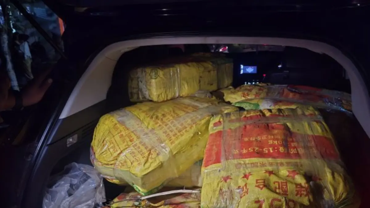 Barang bukti Direktorat Tindak Pidana Narkoba Bareskrim Polri yang digagalkan edarnya berupa 325 kilogram narkotika jenis sabu yang diduga berasal dari jaringan internasional Thailand-Indonesia. (ANTARA/HO-Polri)