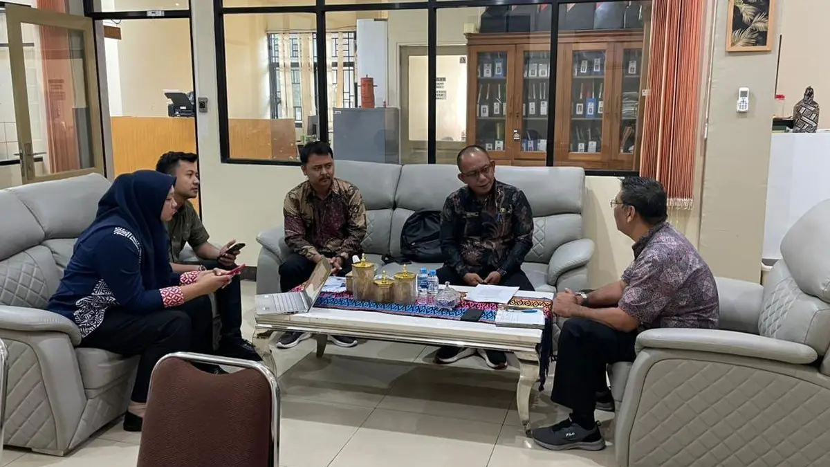 Kantor Wilayah Kemenkum Kalbar menggelar audiensi bersana Kesbangpol Kabupaten Sekadau pada Kamis (25/6) lalu. (DOK KANWIL KEMENKUM KALBAR)