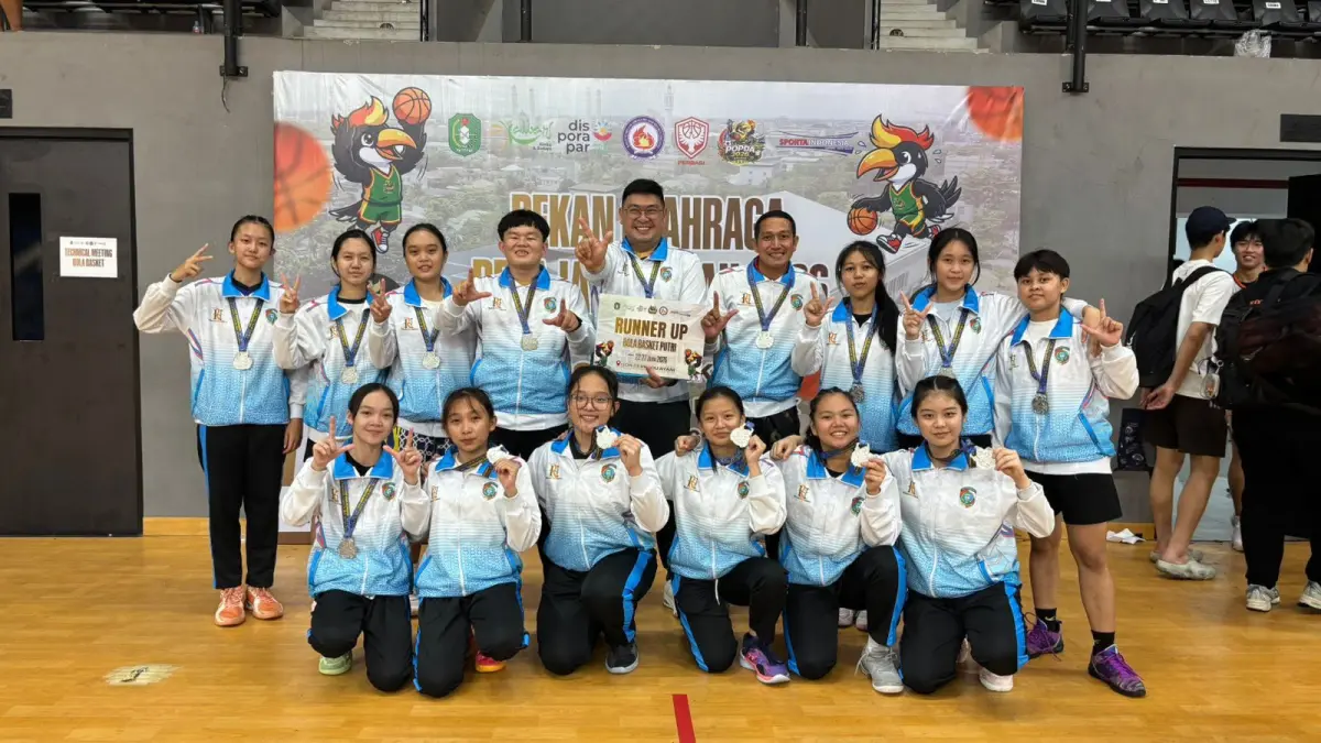 Tim basket putri Kabupaten Mempawah tampil sebagai runner-up dalan kejuaraan Popda (ISTIMEWA)