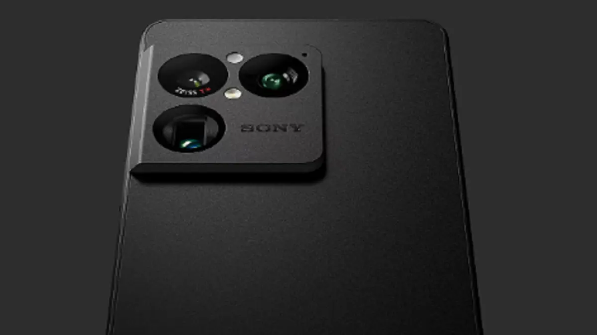 Sony Xperia 1 VIII mengusung desain baru dengan kamera telefoto yang ditingkatkan dan tetap mempertahankan jack audio 3,5 mm.(Dok. Sony)