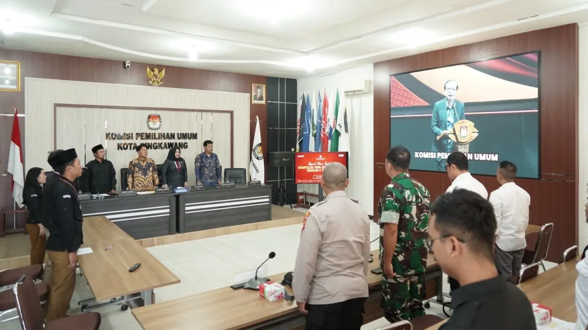 Rapat pleno terbuka rekapitulasi Pemutakhiran Data Pemilih Berkelanjutan (PDPB) Triwulan II Tahun 2026.