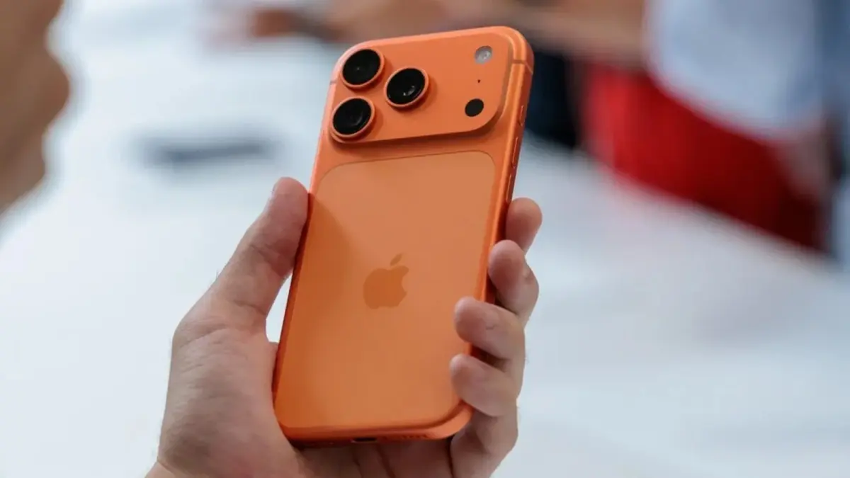 iPhone 17 Pro menjadi salah satu HP Flagship paling dicari pada 2026. (YOUTUBE)