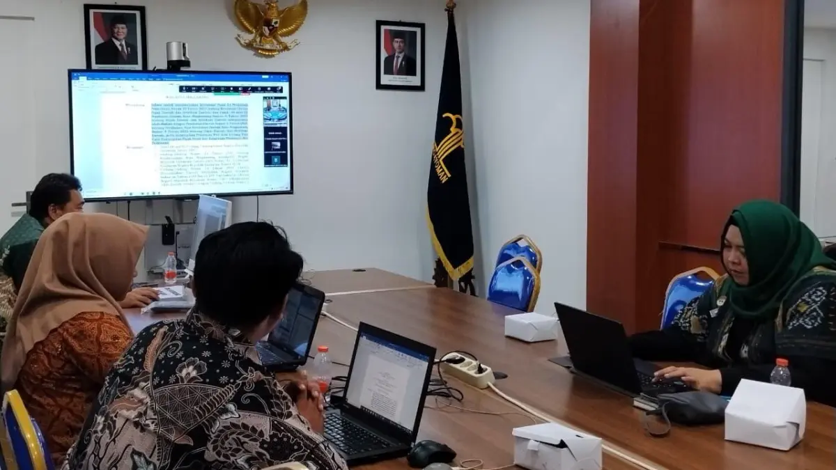 Kanwil Kemenkum Kalbar menggelar rapat harmonisasi Raperwali PBB-P2 Singkawang, pada Kamis (2/7). (DOK KANWIL KEMENKUM KALBAR)