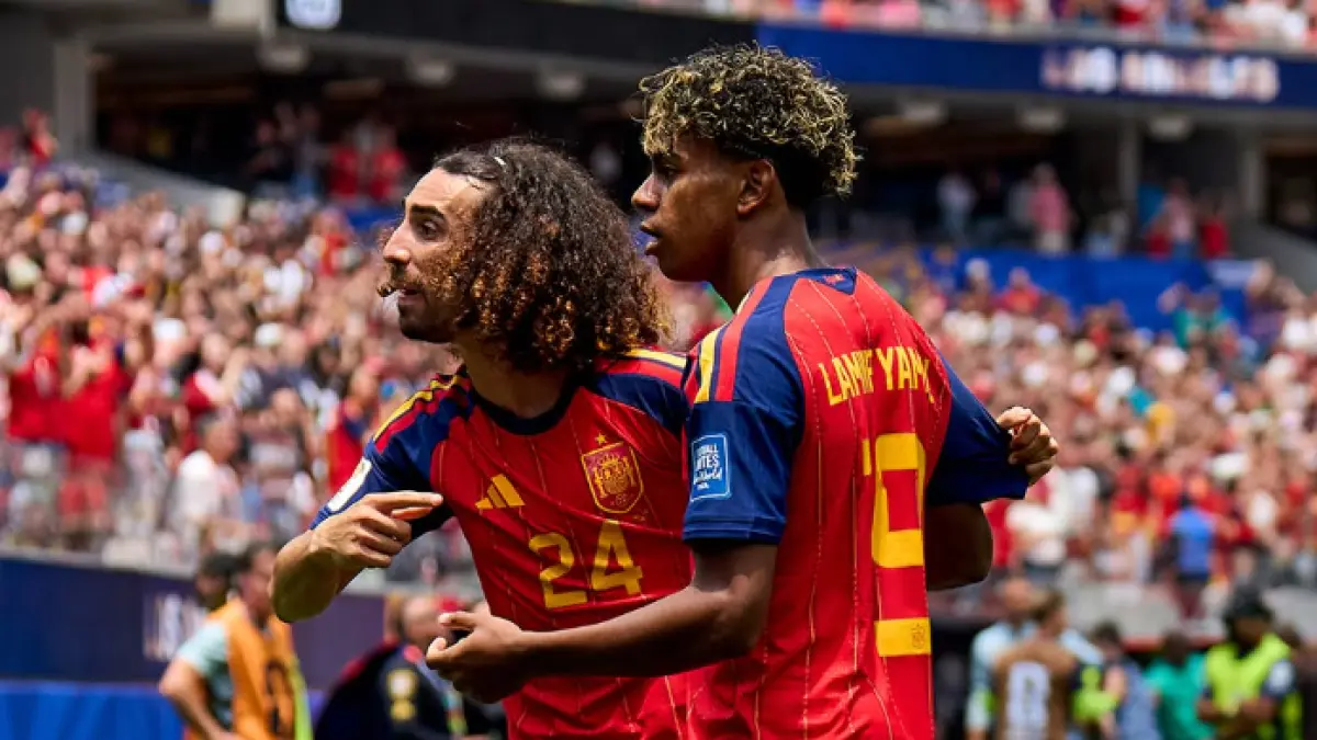 Lamine Yamal dan Marc Cucurella di pertandingan Spanyol melawan Austria di besar Piala Dunia 2026. (IG@sefutbol)