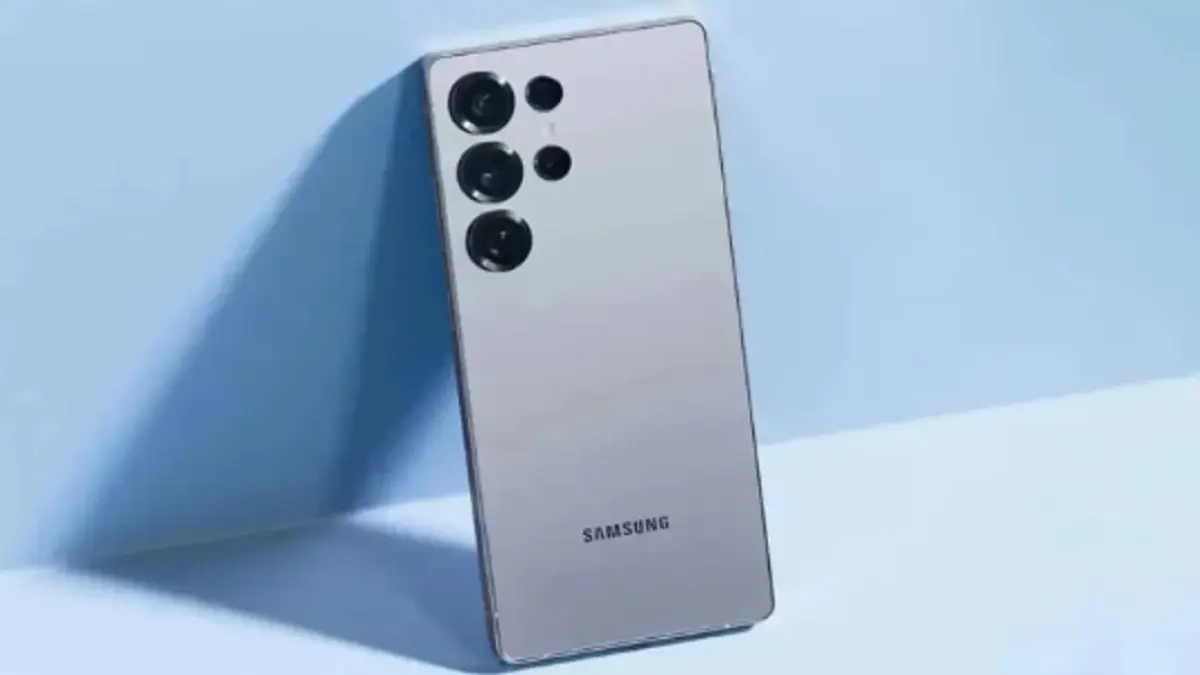 Render Galaxy S27 Pro disebut akan menjadi anggota baru lini flagship Samsung tahun depan. (Ilustrasi)