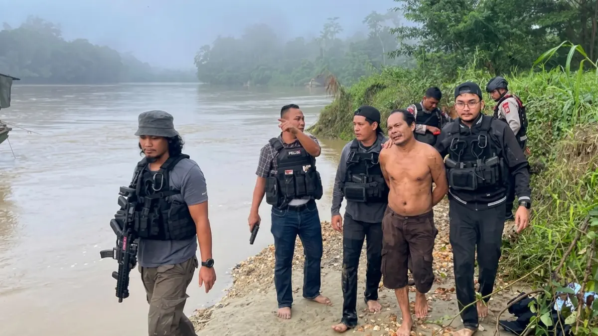 S alias A, terduga pelaku penyerangan yang menyebabkan gugurnya Aipda Anumerta Yudhie Perdana Putra saat operasi penggerebekan bandar sabu di Desa Tumbang Kalemei, Kabupaten Katingan, Kalimantan Tengah. (Sumber: Kepolisian)