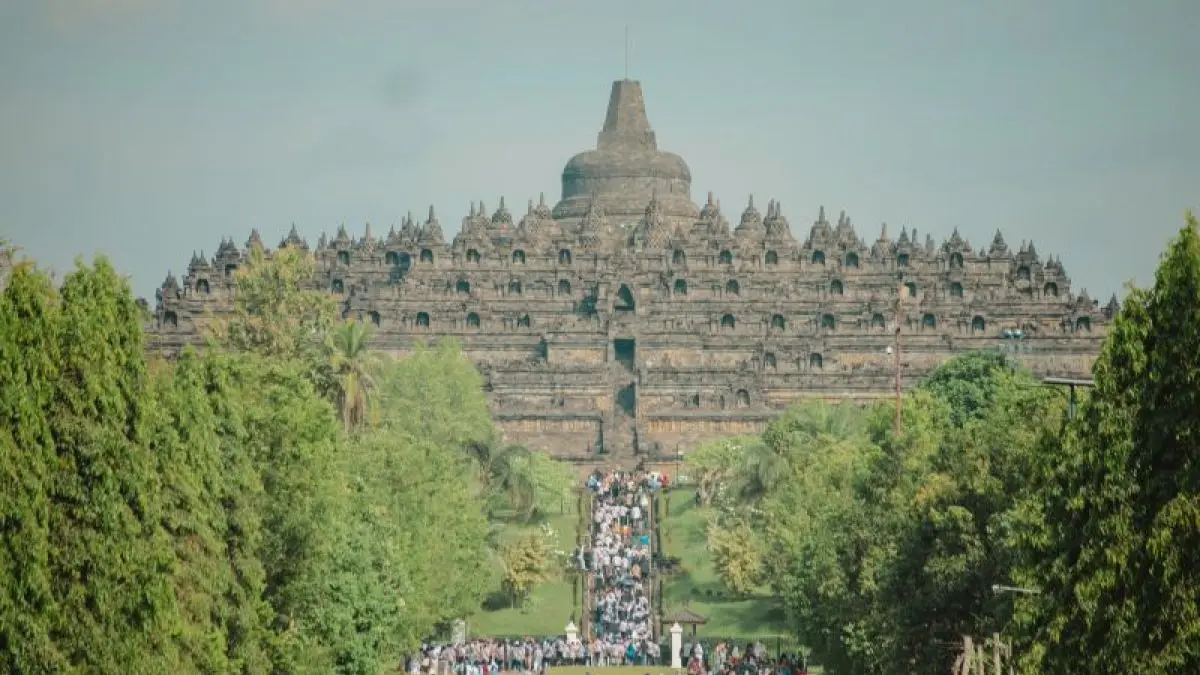 Candi Borobudur menyimpan relief tentang durian (DOK ANTARA)