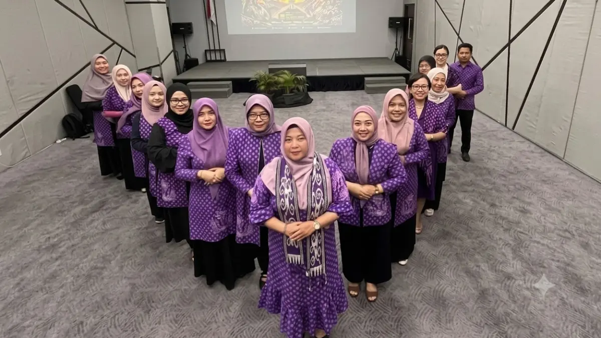 Wulan Deasy Riandayani (depan) bersama pengurus IPK Indonesia Wilayah Kalimantan Barat Periode 2026–2030 berfoto bersama. (HARYADI/PONTIANAKPOST)