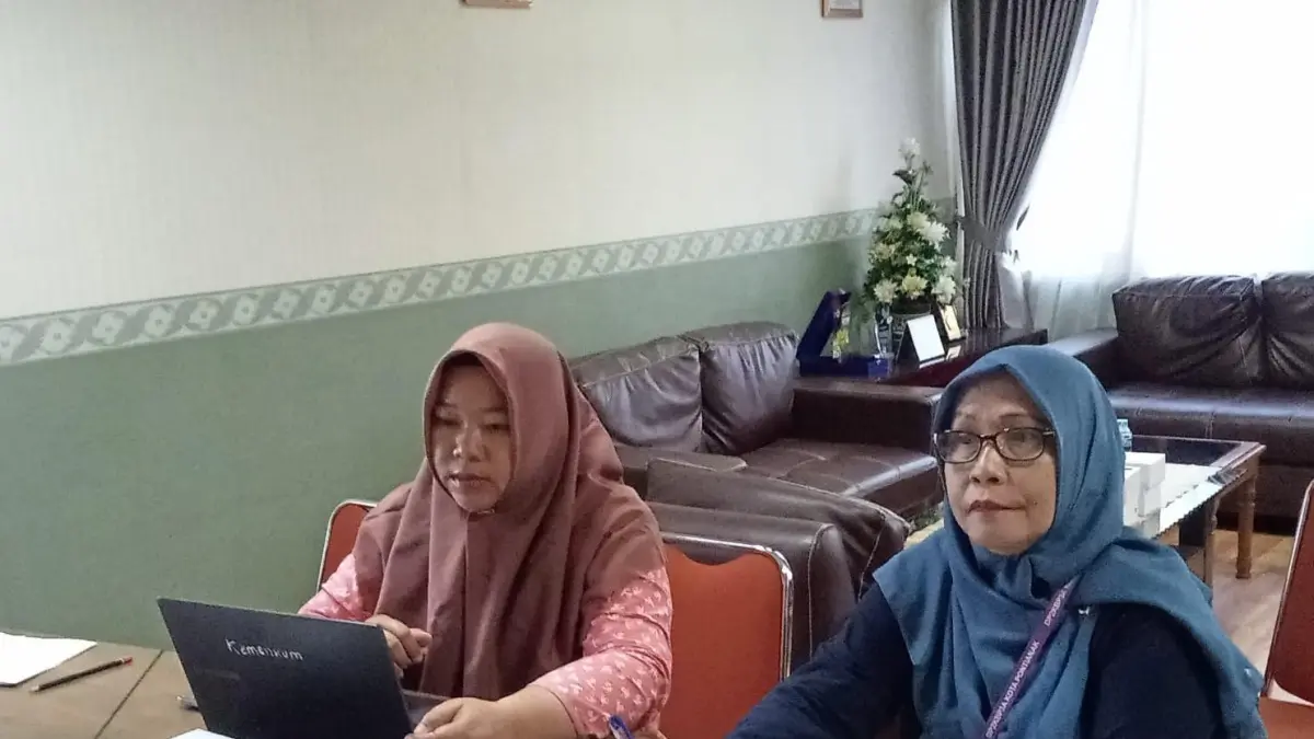 Kantor Wilayah Kementerian Hukum Kalimantan Barat memberikan masukan yuridis dalam pembahasan Raperda Kota Pontianak pada Jumat (3/7). (DOK KANWIL KEMENKUM KALBAR)